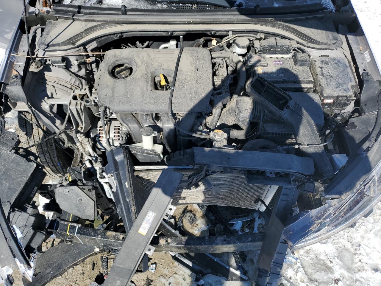 2020 Hyundai Elantra - Image 12