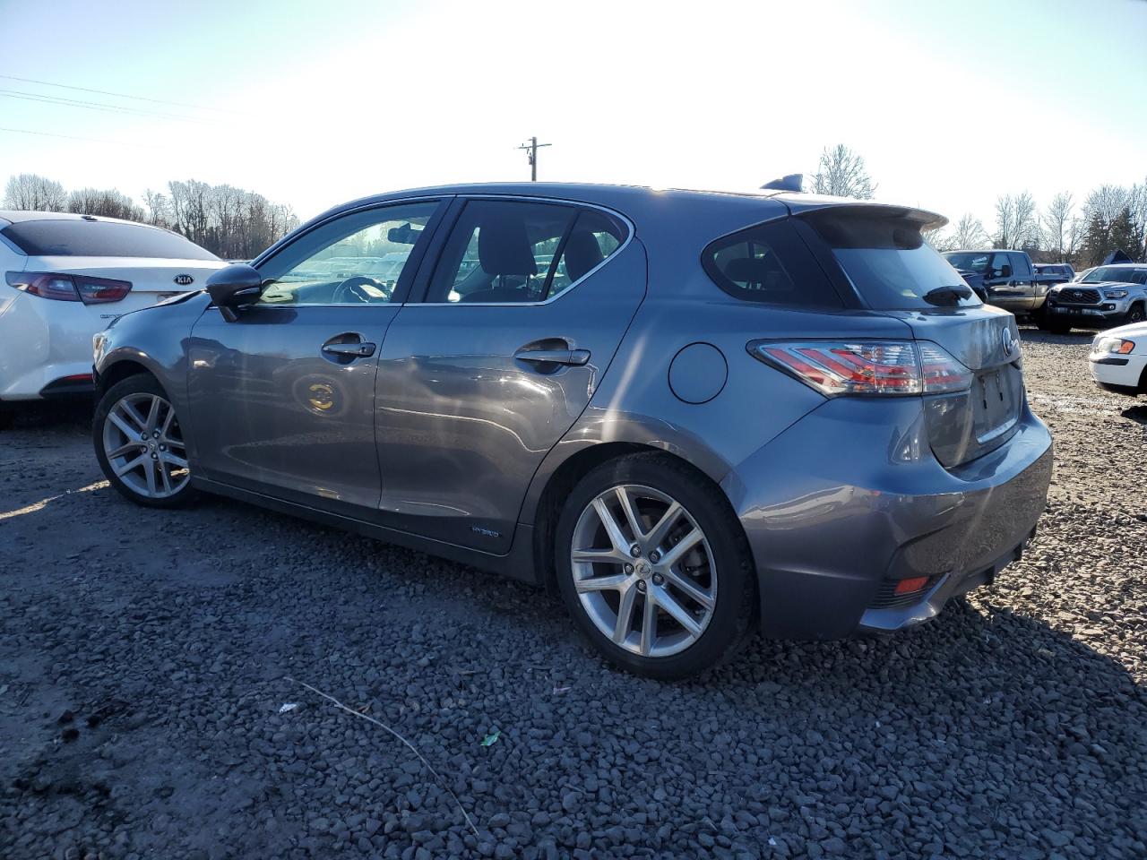 2015 Lexus CT - Image 2