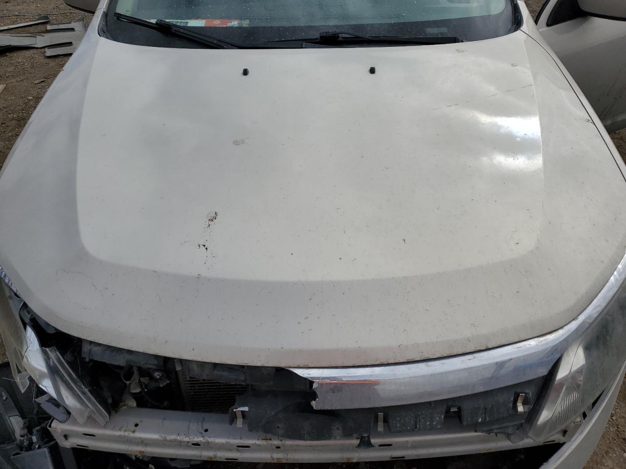 2010 Ford Fusion - Image 11