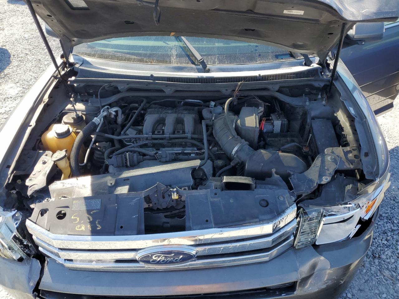 2009 Ford Flex - Image 12