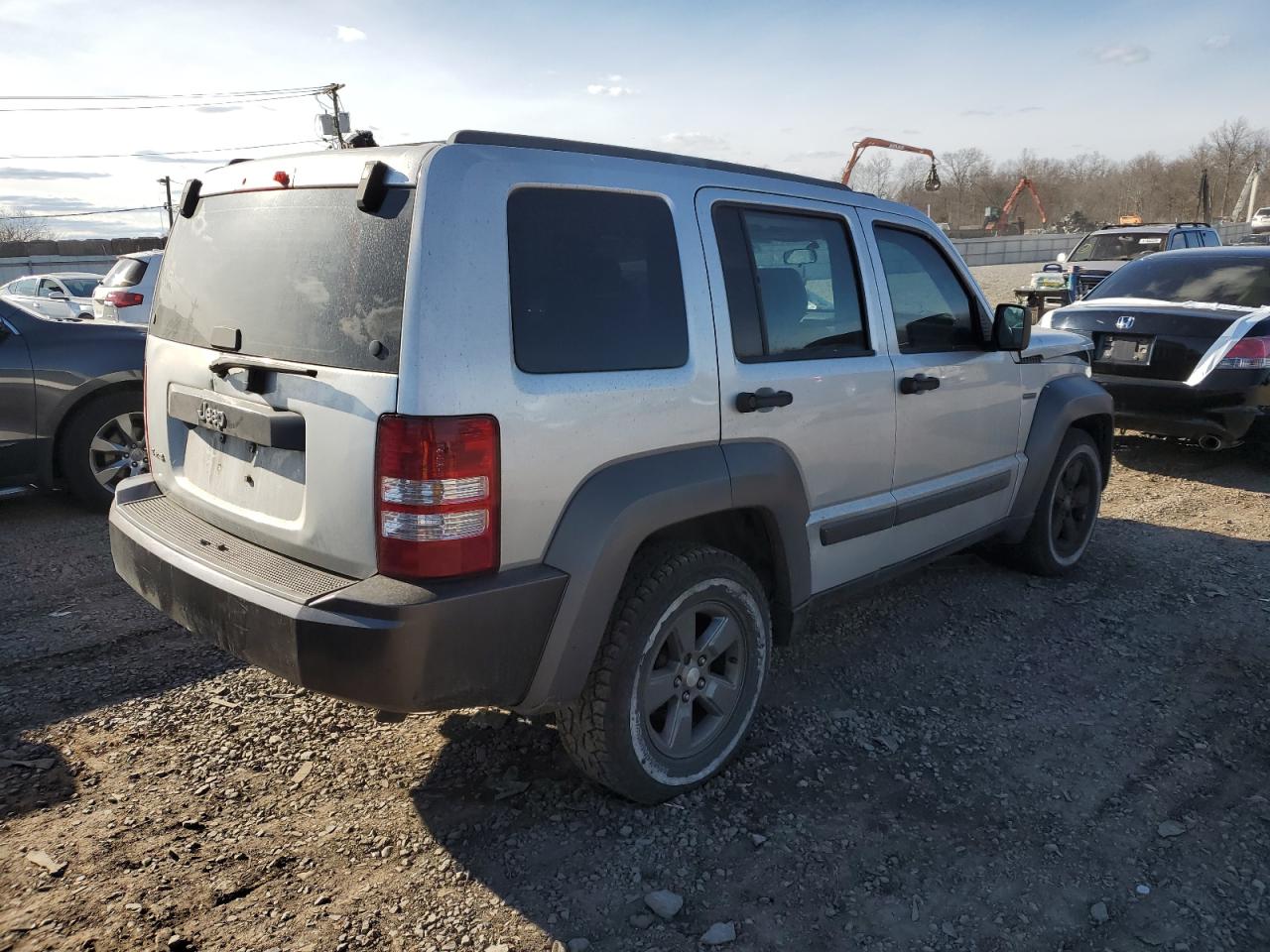 2010 Jeep Liberty (North America) - Image 3