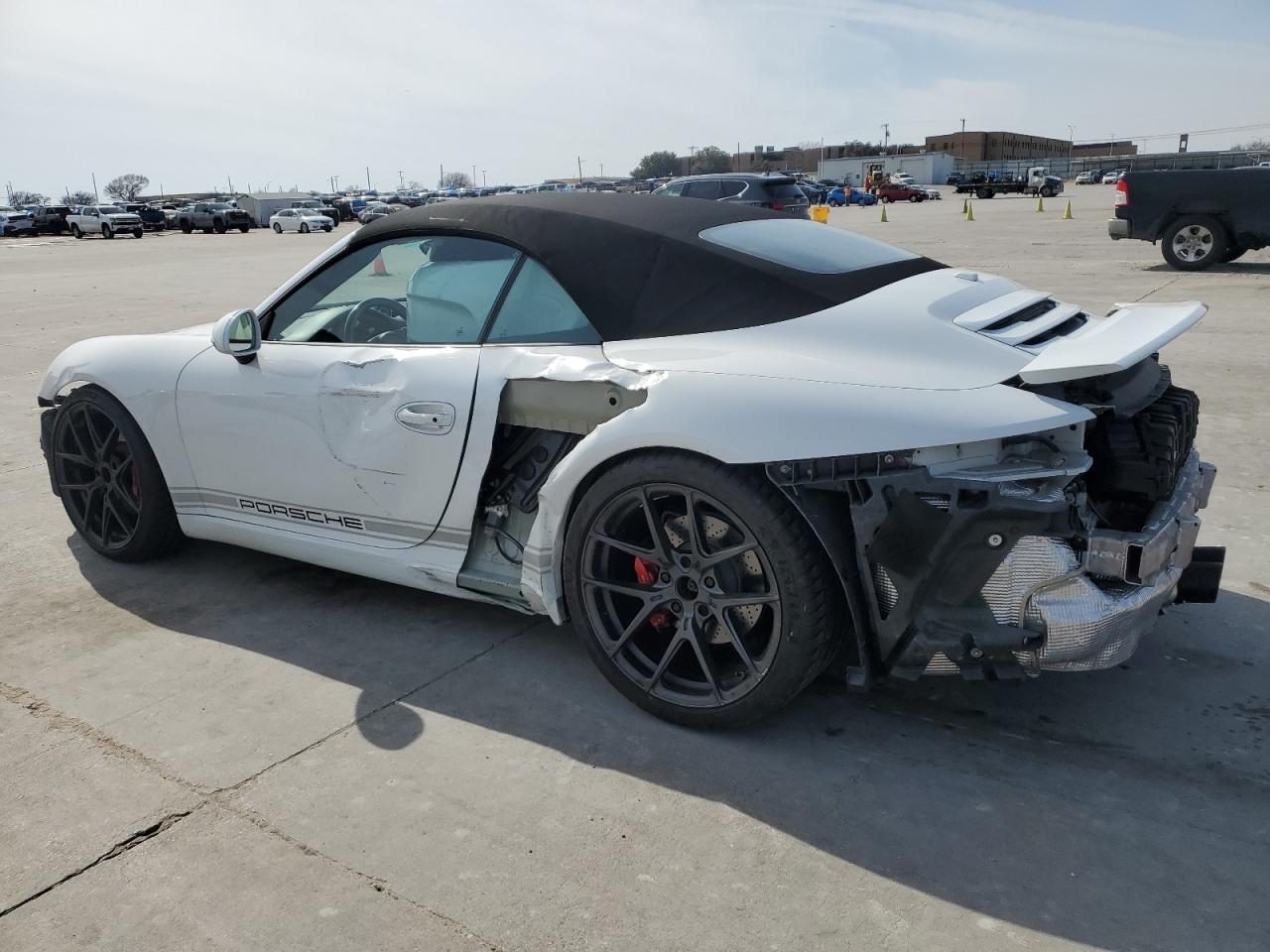 2015 Porsche 911 - Image 2