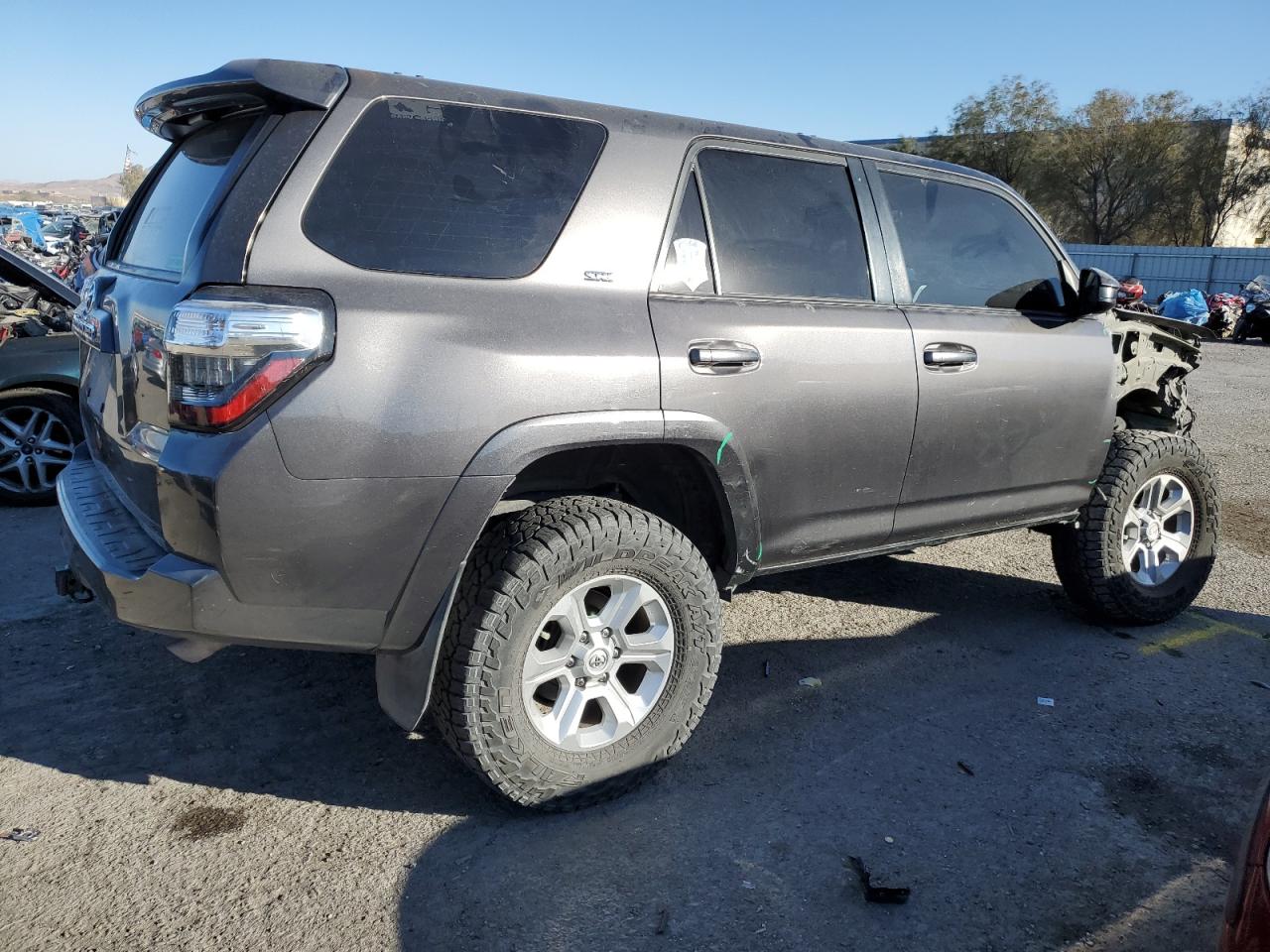 2015 Toyota 4Runner - Image 3
