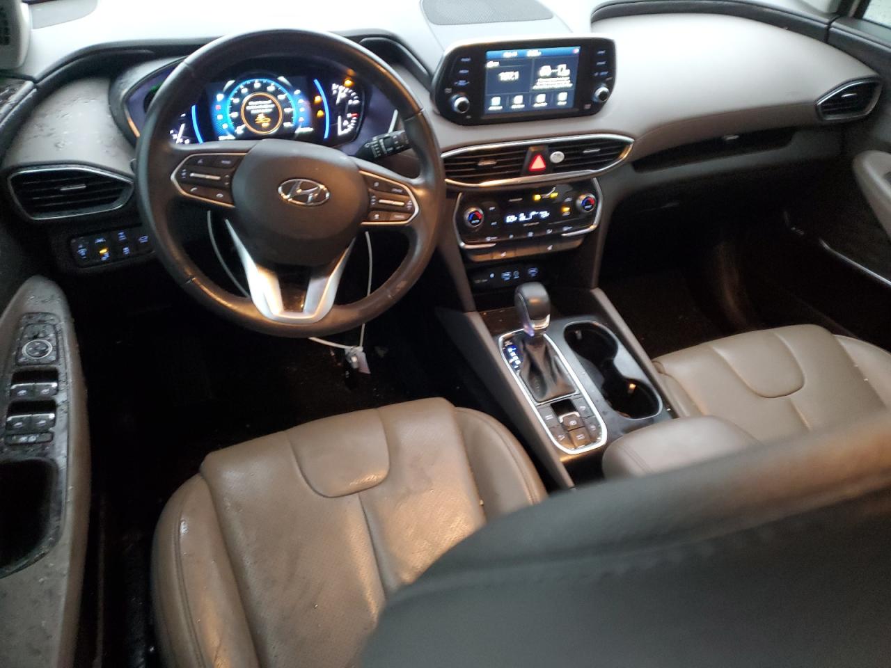 2020 Hyundai Santa Fe - Image 8