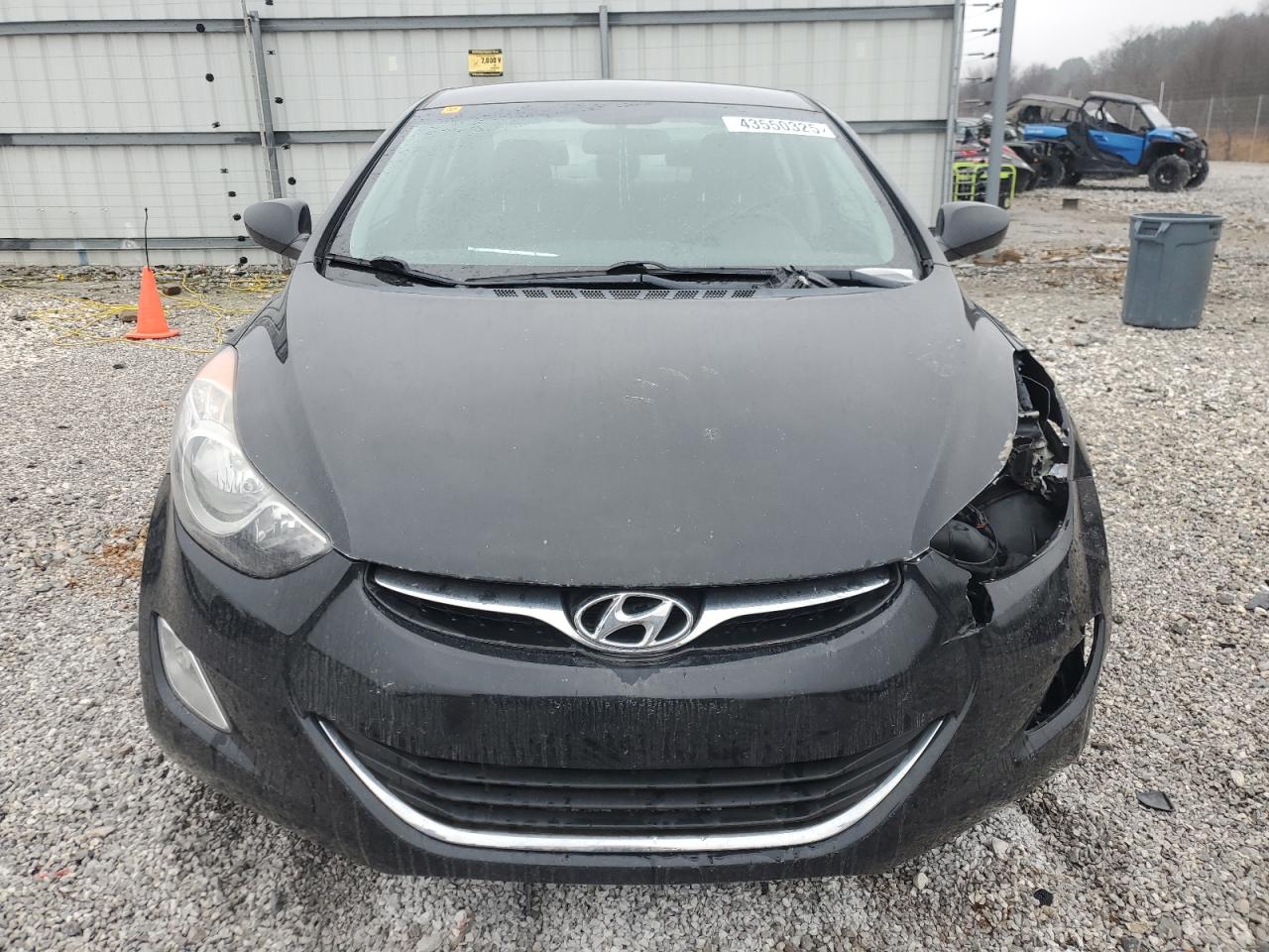 2012 Hyundai Elantra - Image 5