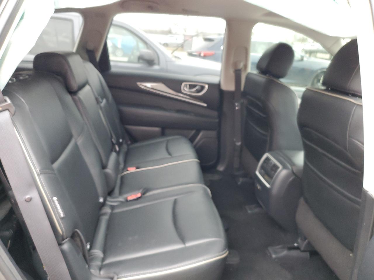 2020 Infiniti QX60 - Image 12