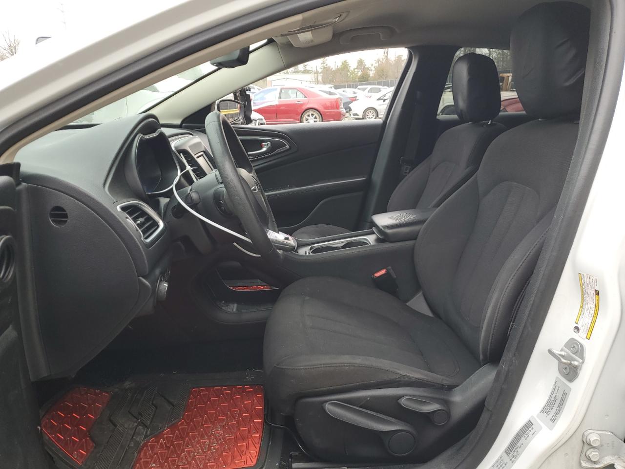 2015 Chrysler 200 - Image 7