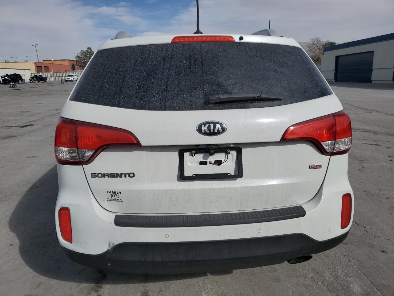 2015 Kia Sorento - Image 6