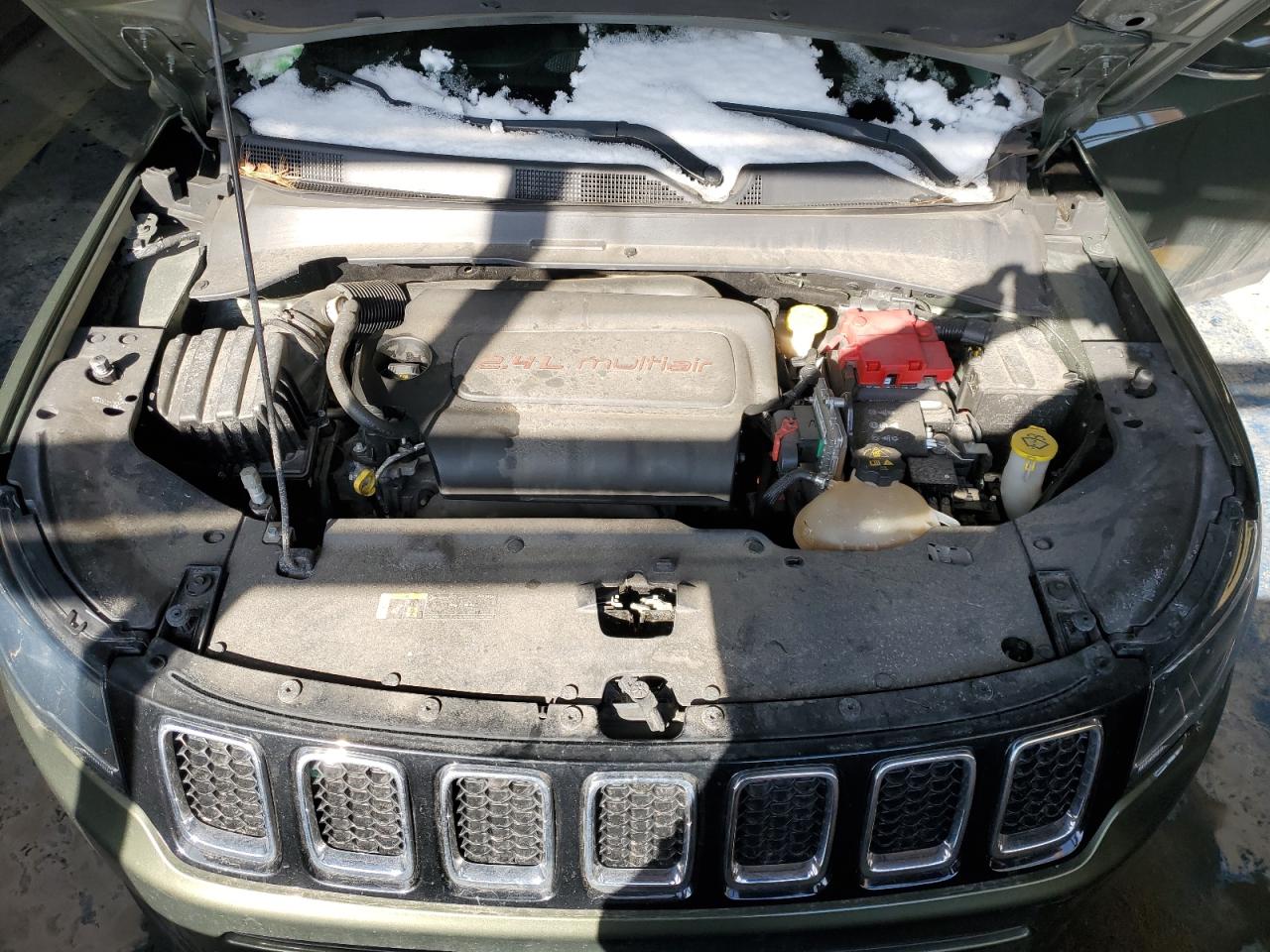 2021 Jeep Compass - Image 11