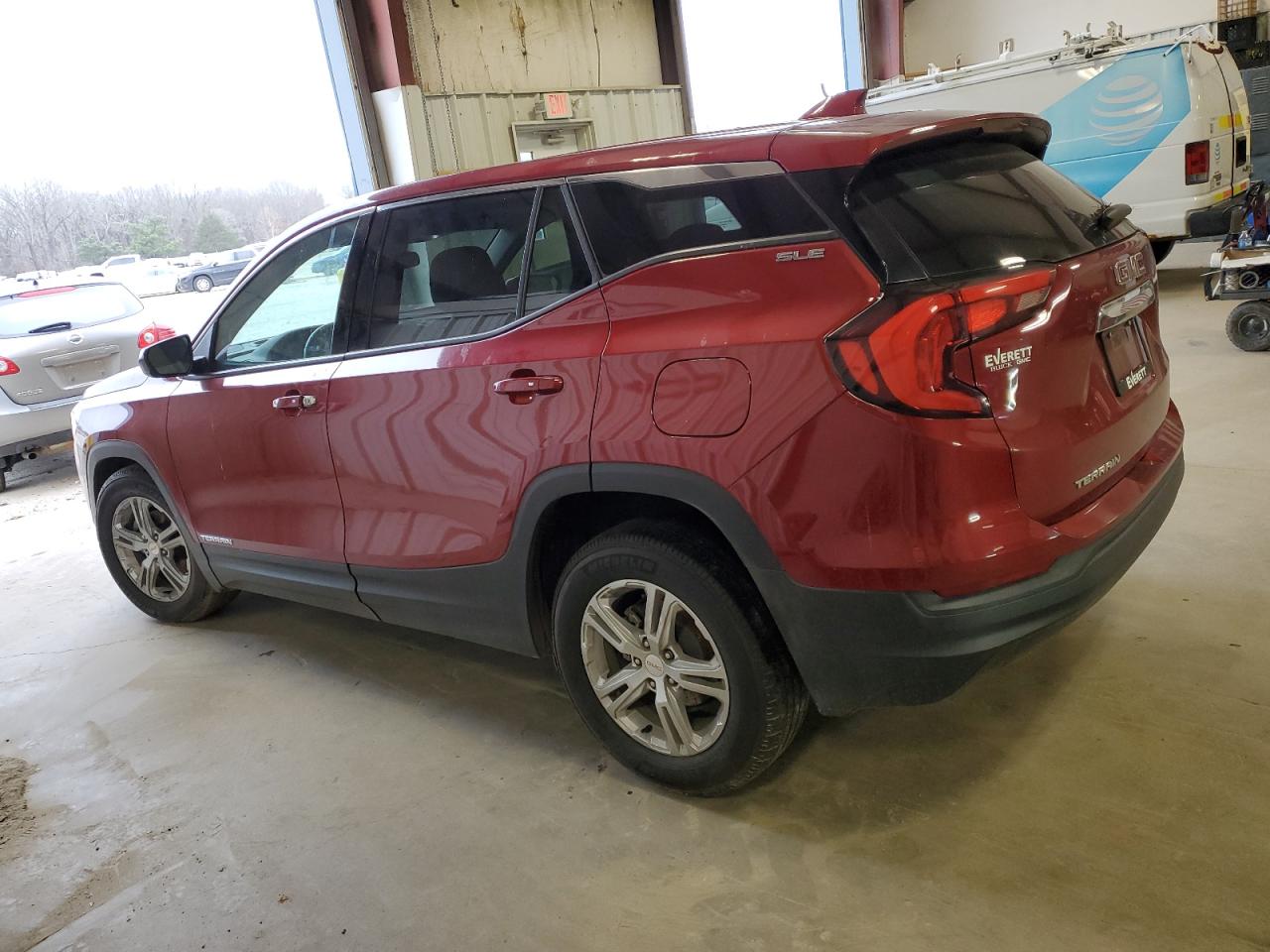 2020 GMC Terrain - Image 2
