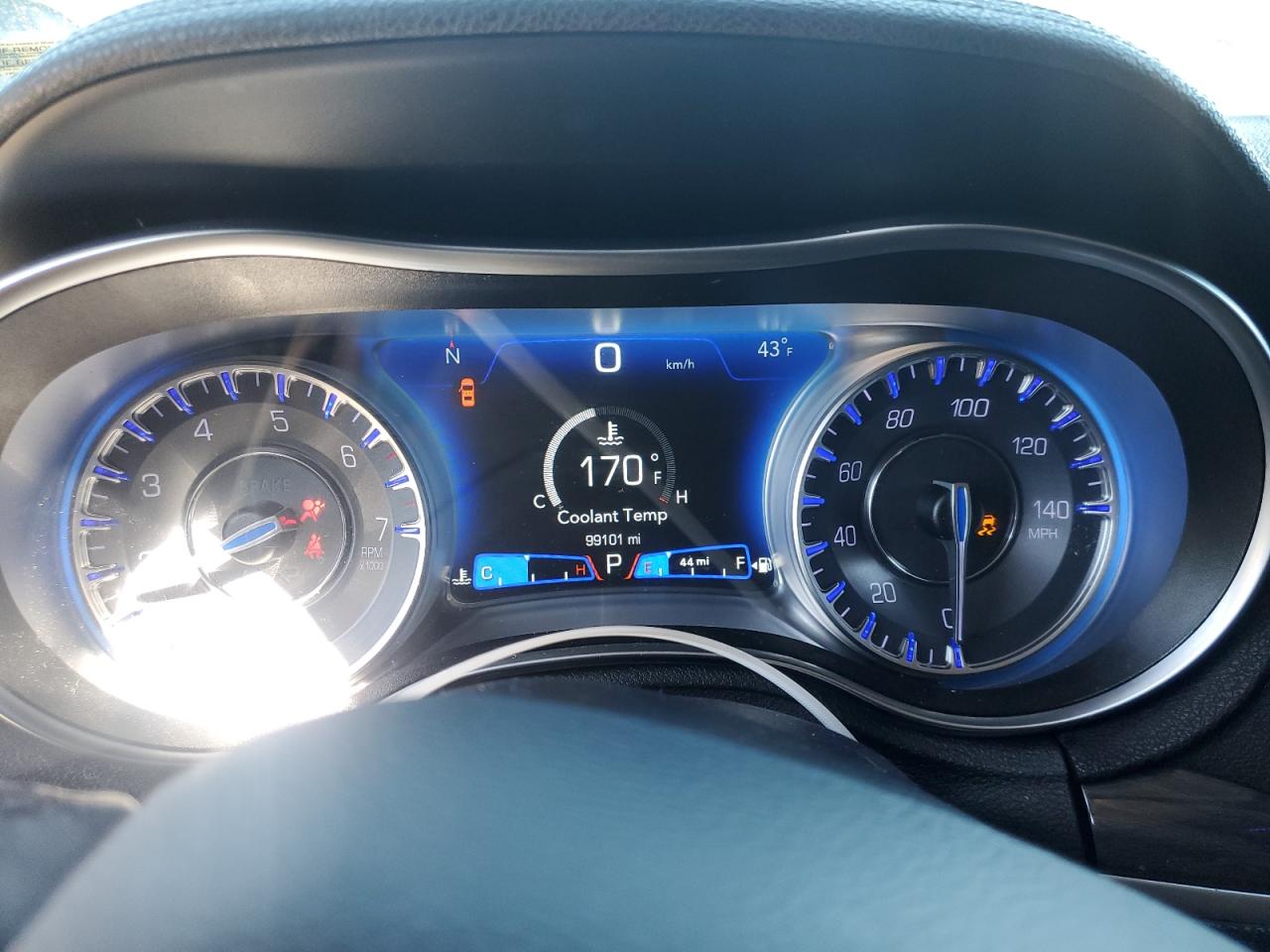 2019 Chrysler 300 - Image 9