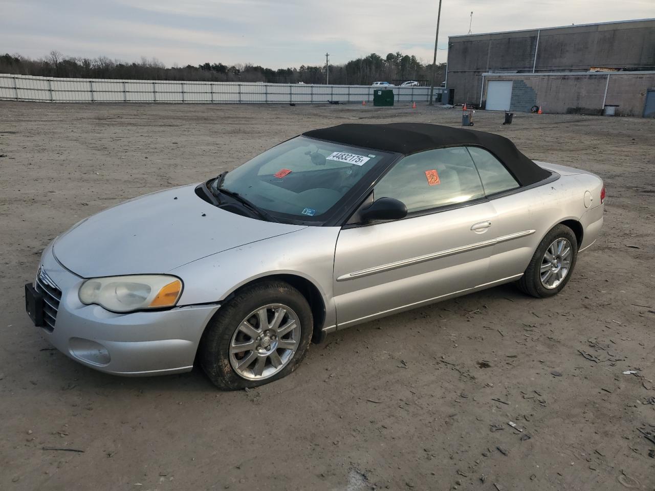 2005 Chrysler Sebring Limited იყიდება Fredericksburg-ში, VA - Normal Wear