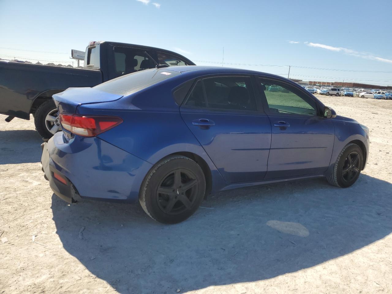2019 Kia Rio - Image 3