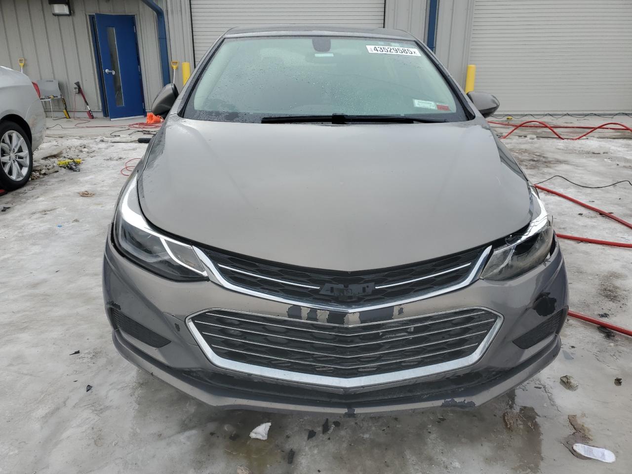 2018 Chevrolet Cruze - Image 5