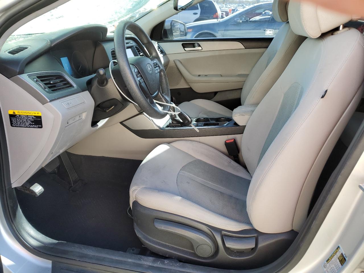 2016 Hyundai Sonata - Image 7