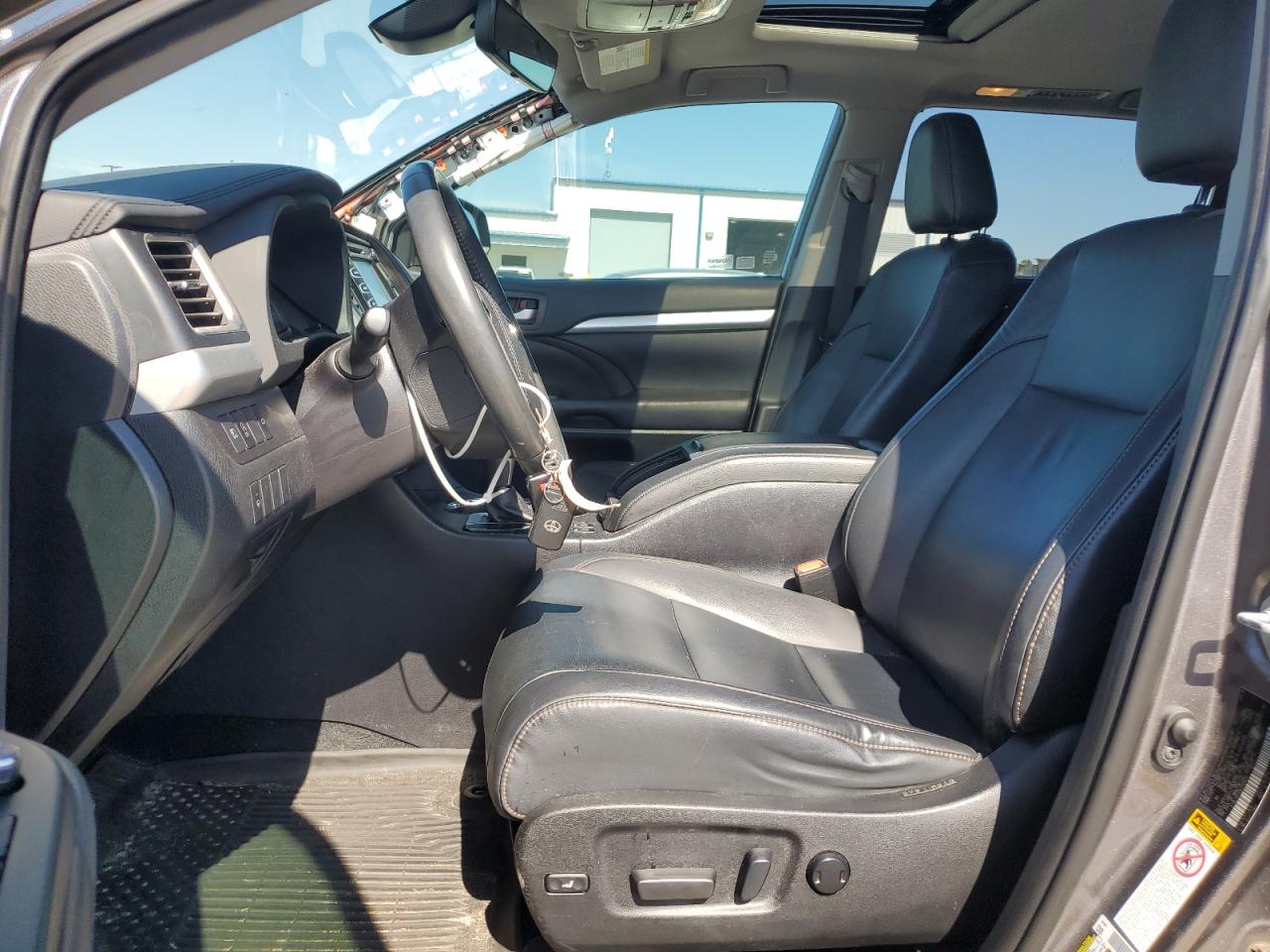 2019 Toyota Highlander - Image 7