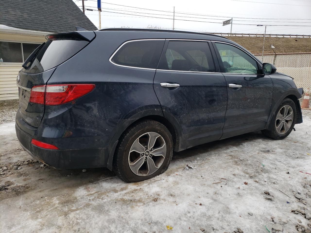 2014 Hyundai Santa Fe - Image 3