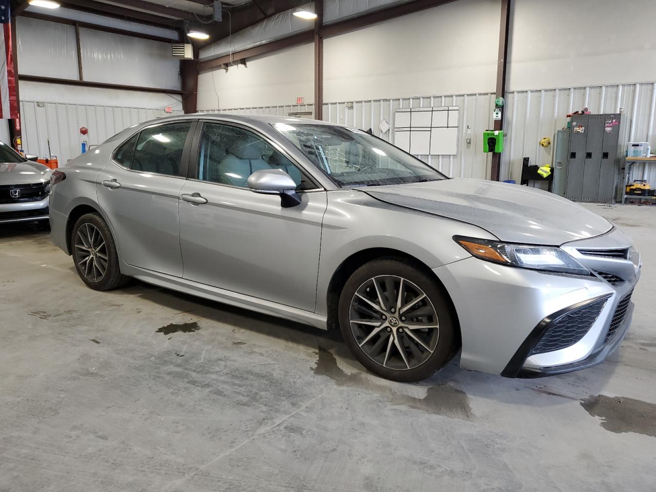 2022 Toyota Camry - Image 4