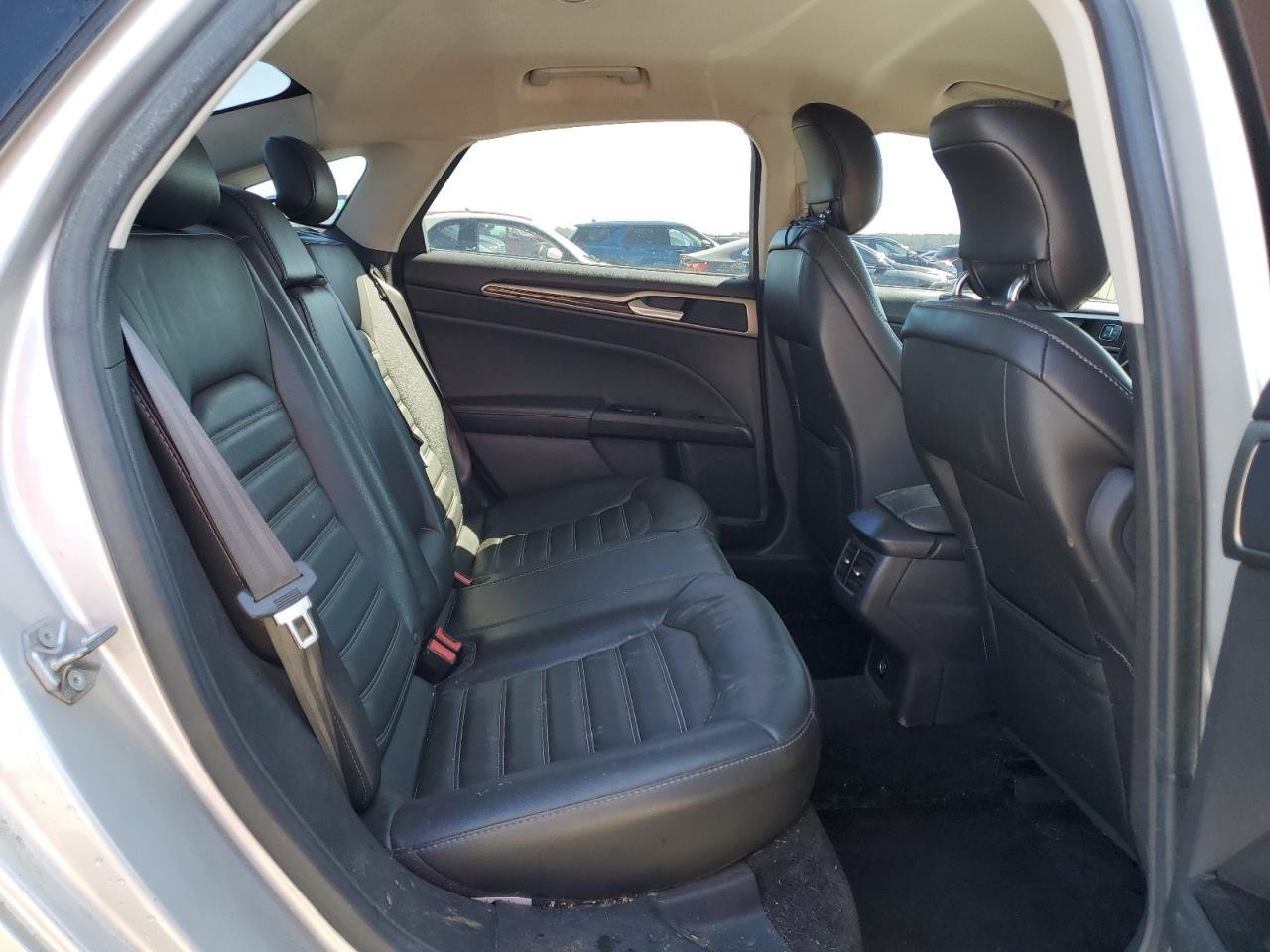 2015 Ford Fusion - Image 10