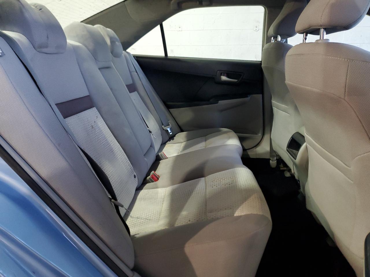 2012 Toyota Camry - Image 10