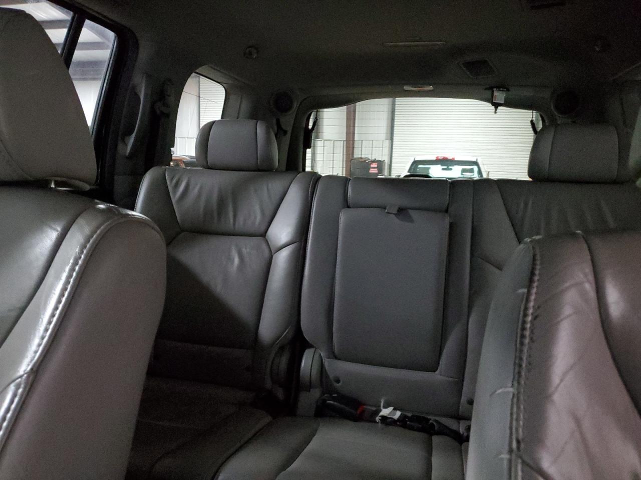 2011 Honda Pilot - Image 10