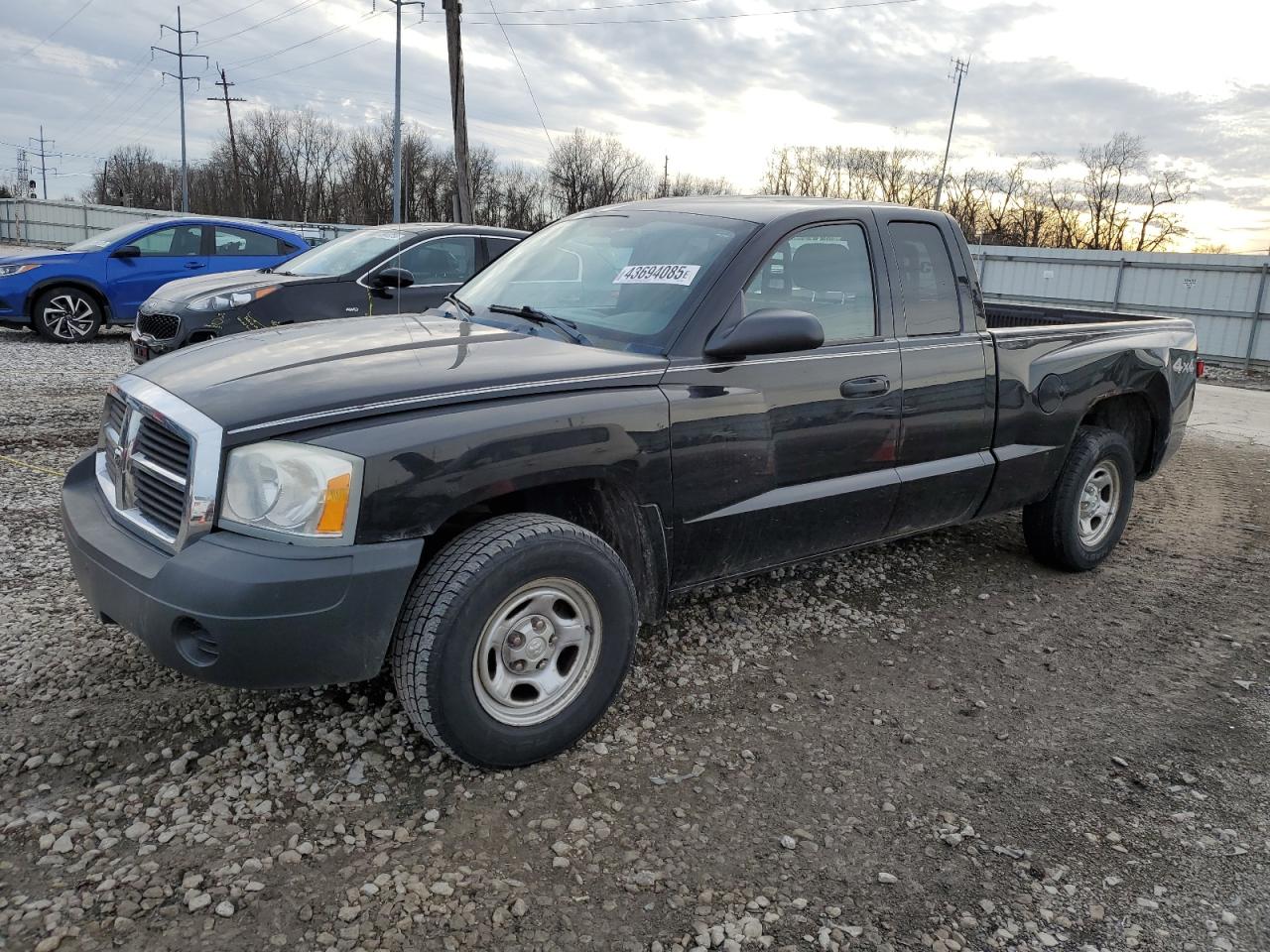 2005 Dodge Dakota - Image 1