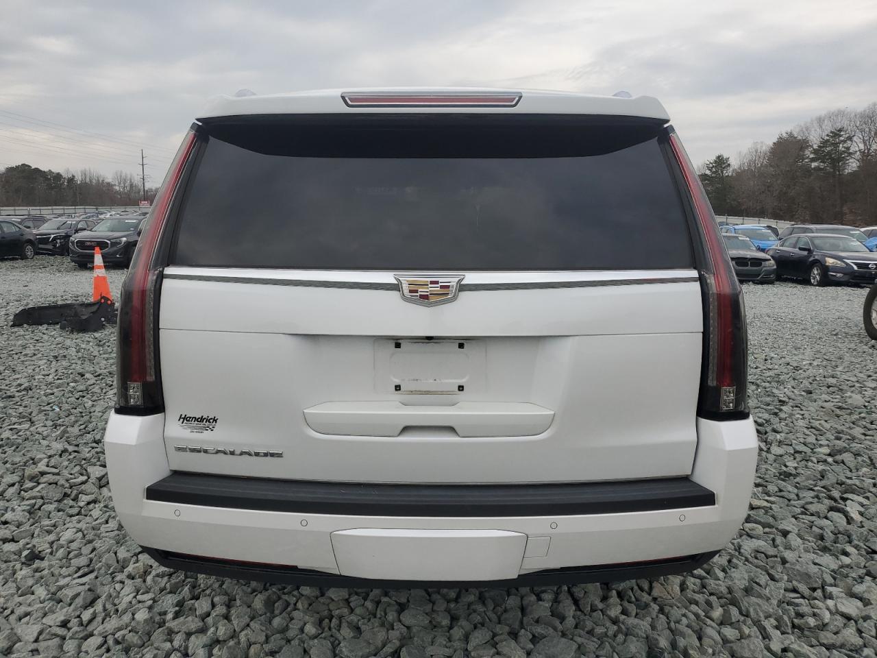 2016 Cadillac Escalade - Image 6