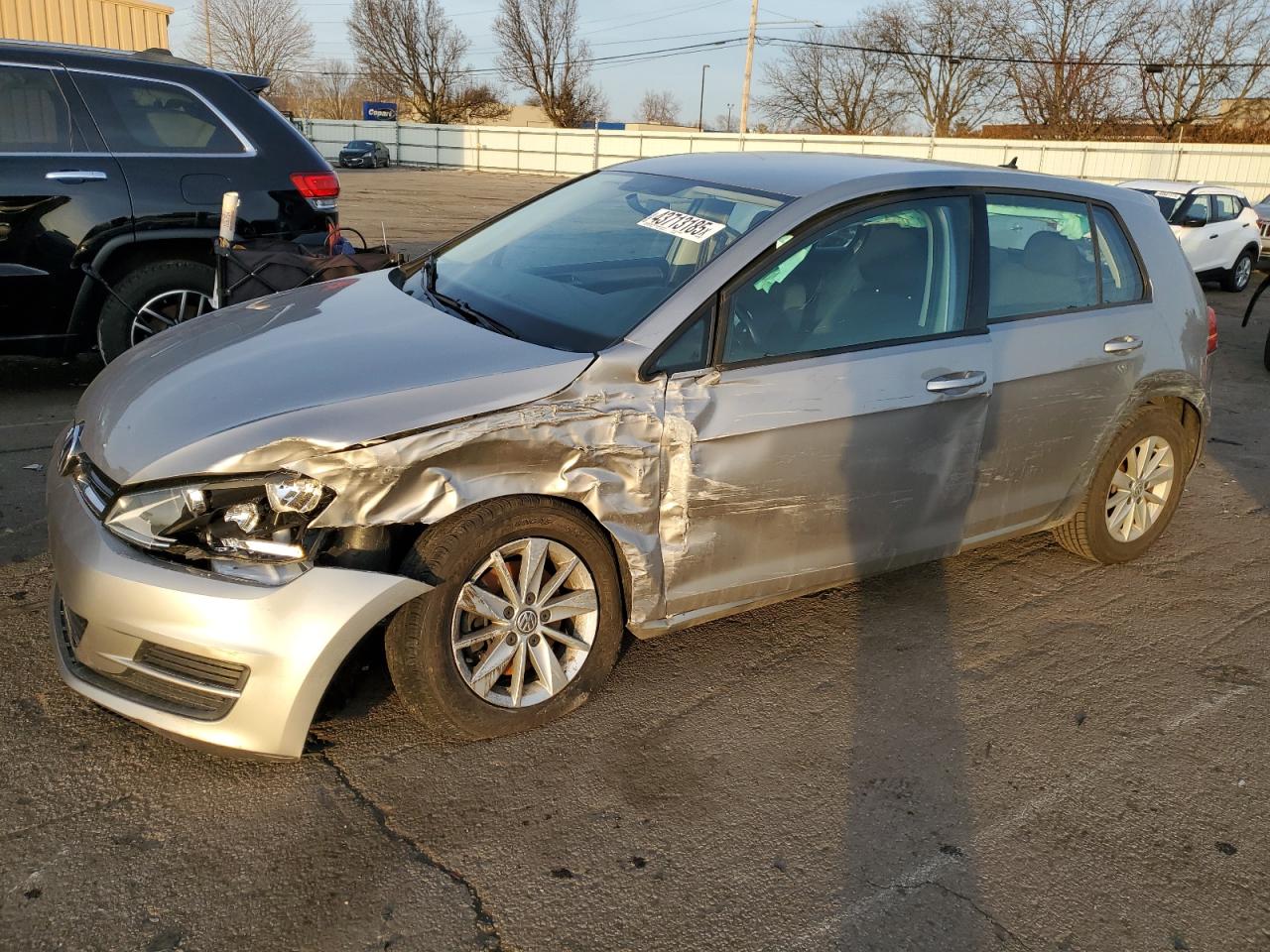 2017 Volkswagen Golf - Image 1