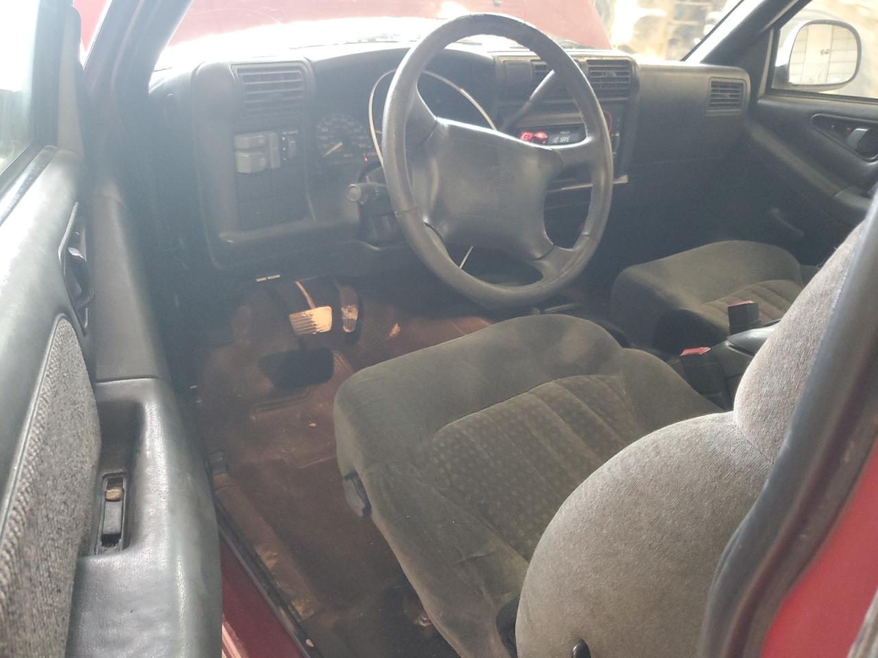1997 Chevrolet S-10 Pickup - Image 8