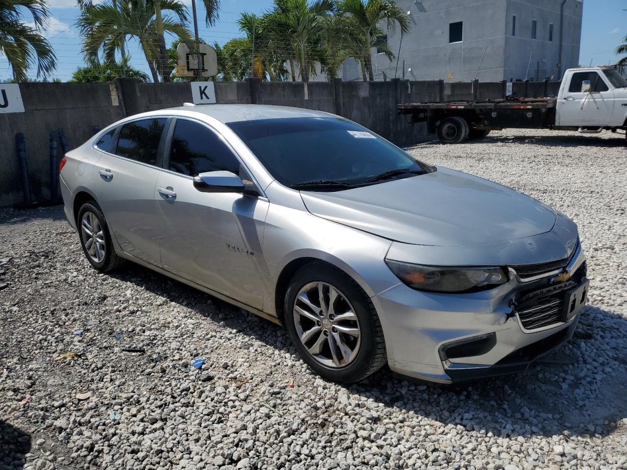 2016 Chevrolet Malibu - Image 4