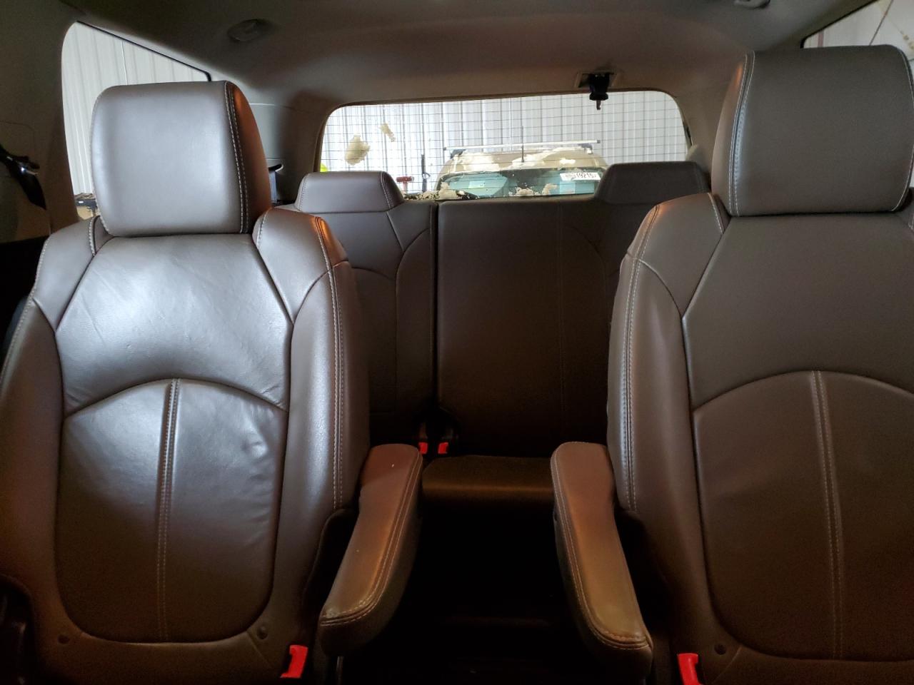 2015 GMC Acadia - Image 10