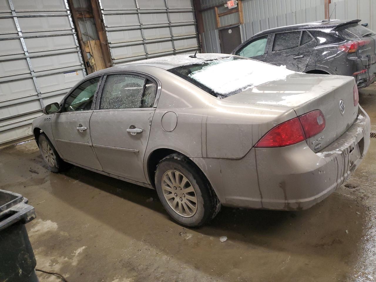 2006 Buick Lucerne - Image 2