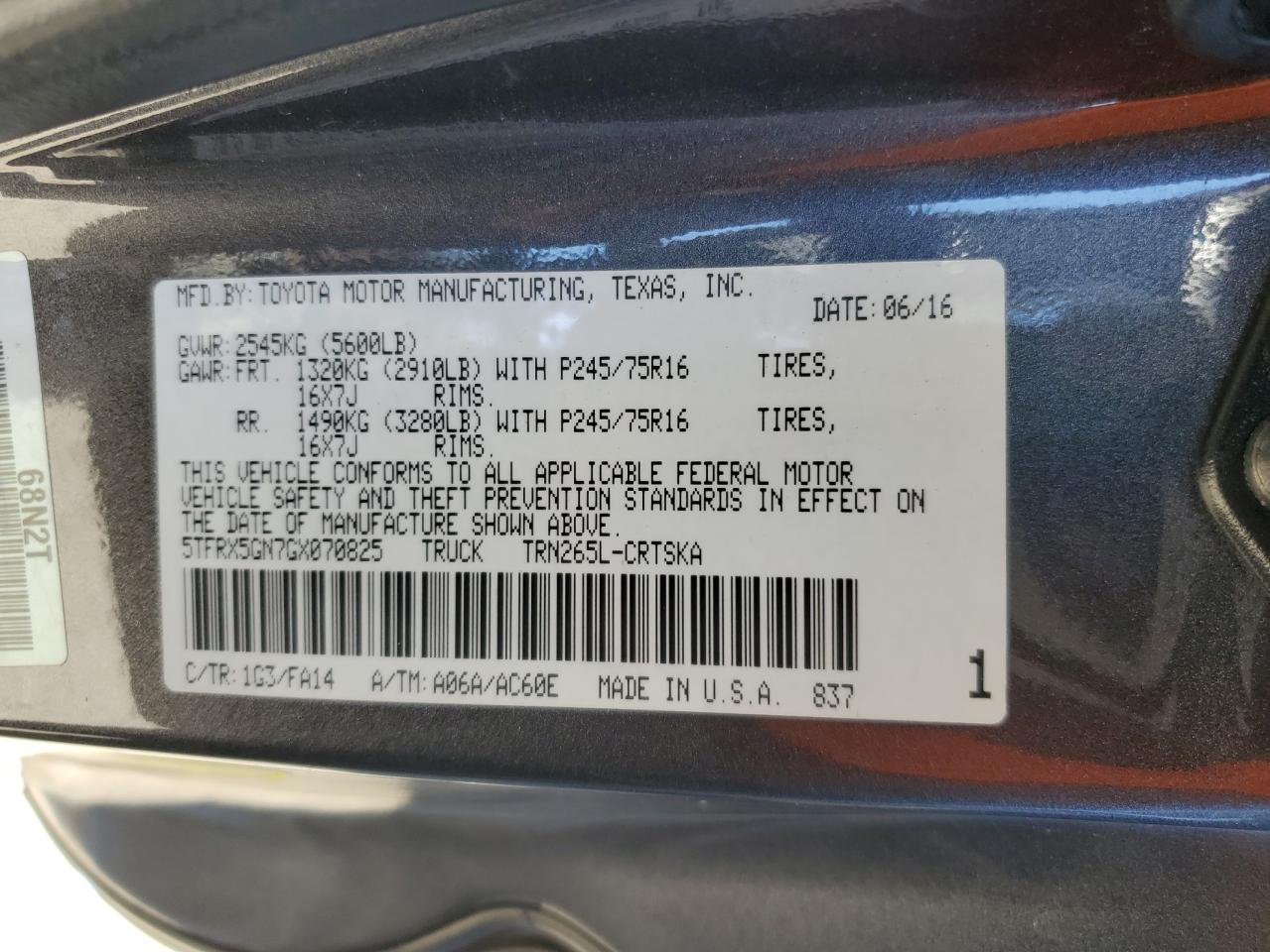 2016 Toyota Tacoma - Image 13