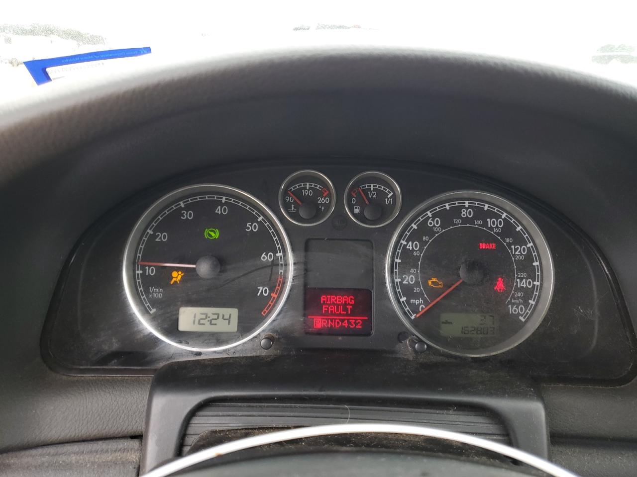 2005 Volkswagen Passat - Image 9