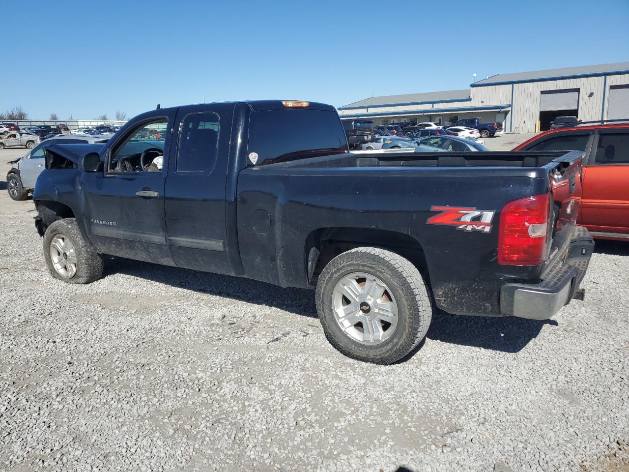 2011 Chevrolet Silverado - Image 2