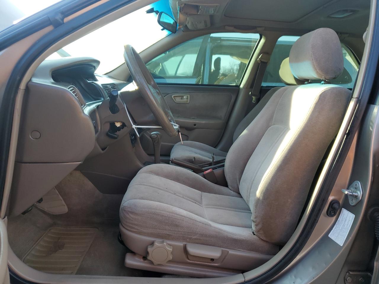 1999 Toyota Camry - Image 7