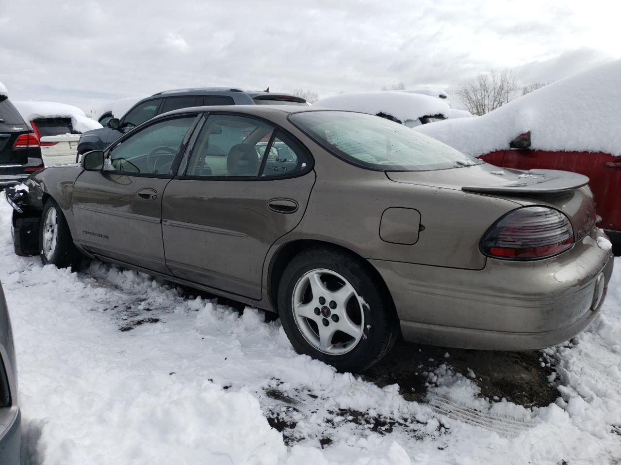 2002 Pontiac Grand Prix - Image 2