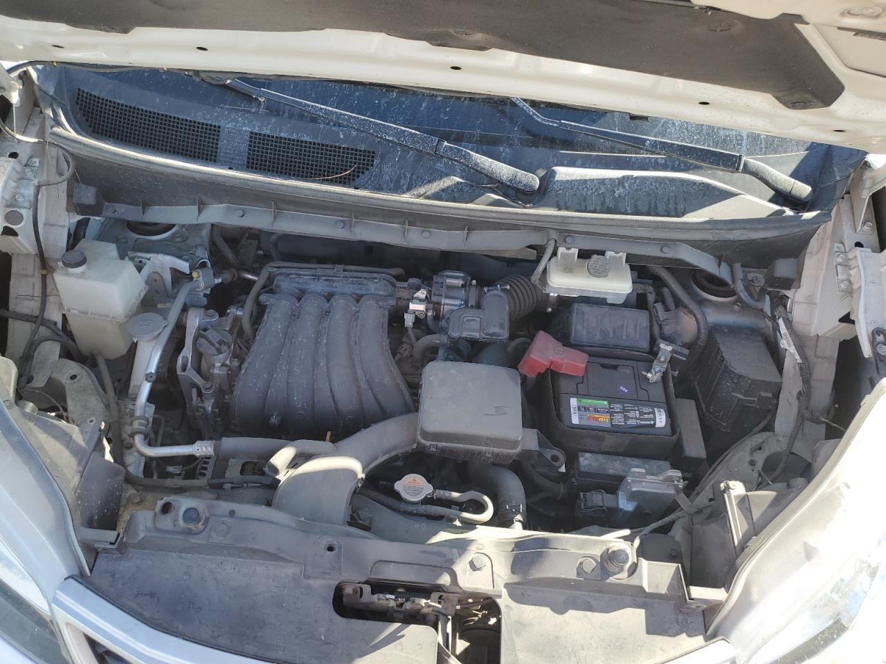 2015 Nissan NV - Image 12