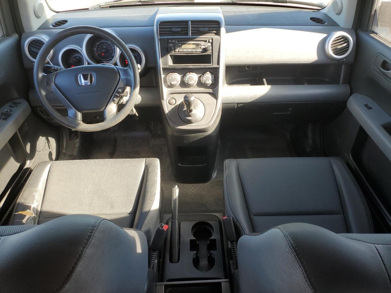 2005 Honda Element - Image 8
