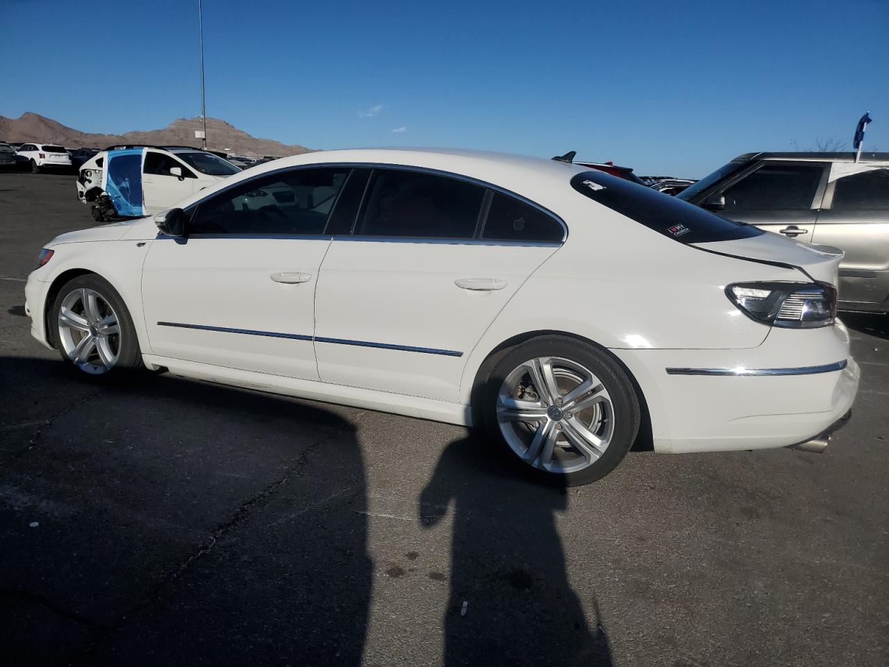 2014 Volkswagen Passat CC - Image 2