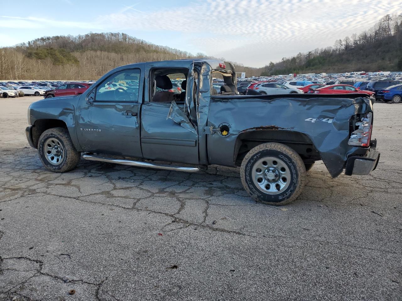 2011 Chevrolet Silverado - Image 2