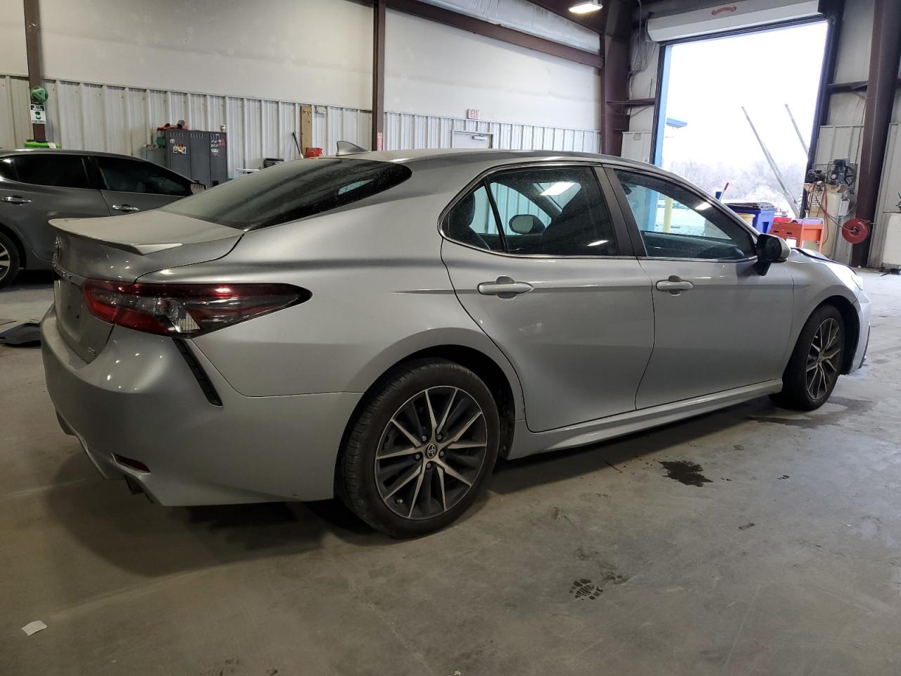 2022 Toyota Camry - Image 3