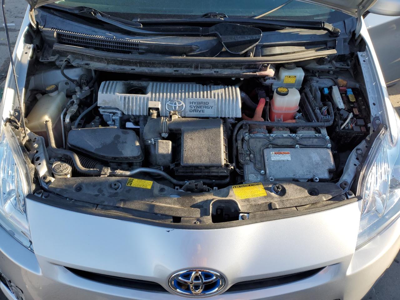 2010 Toyota Prius - Image 11