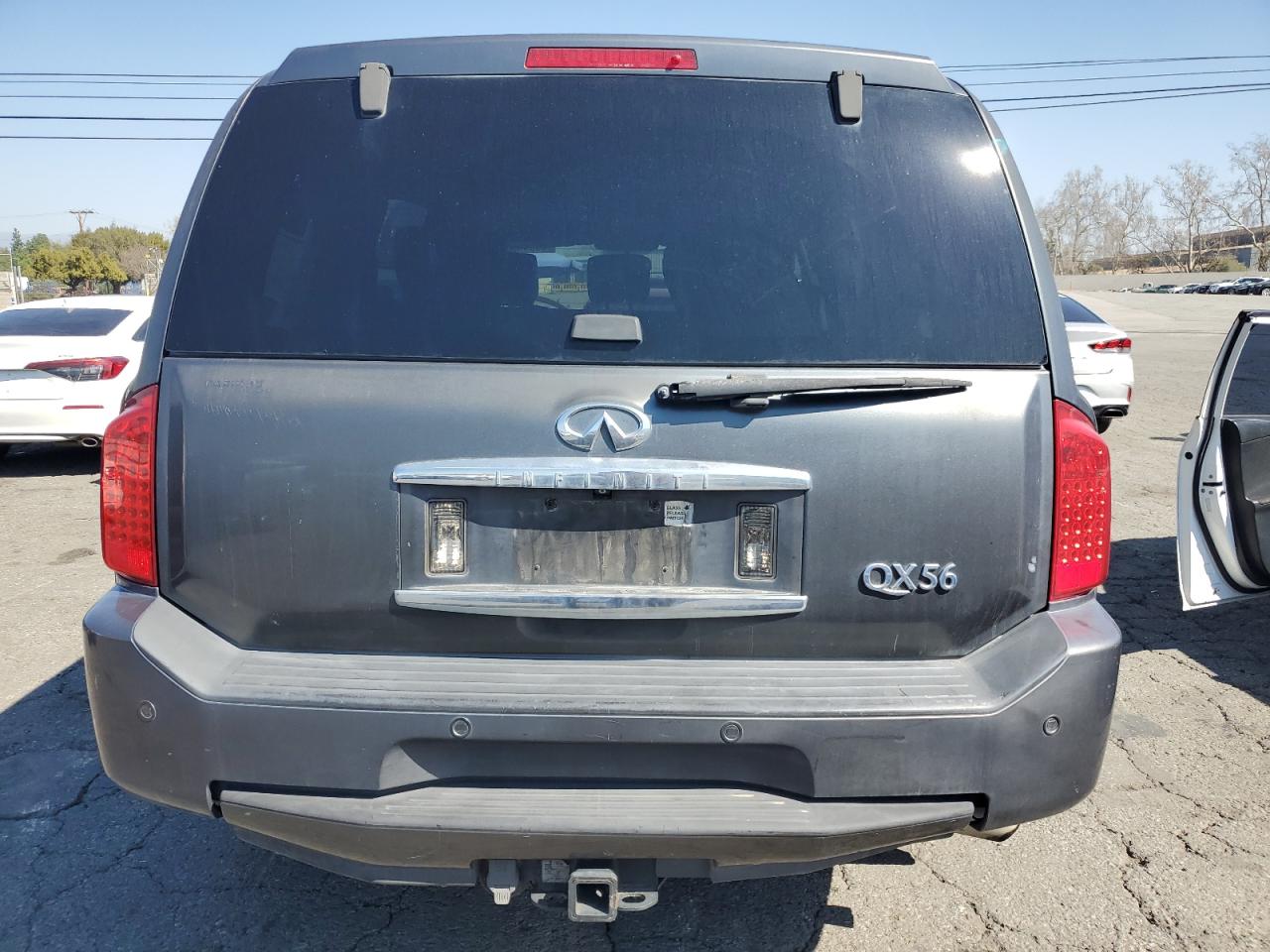 2009 Infiniti QX56 - Image 6
