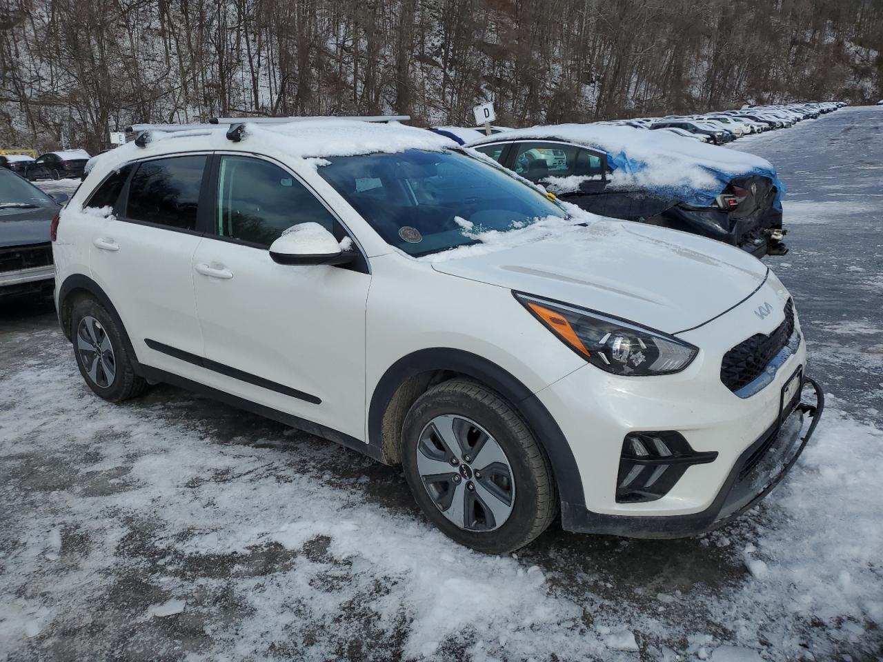 2022 Kia Niro - Image 4