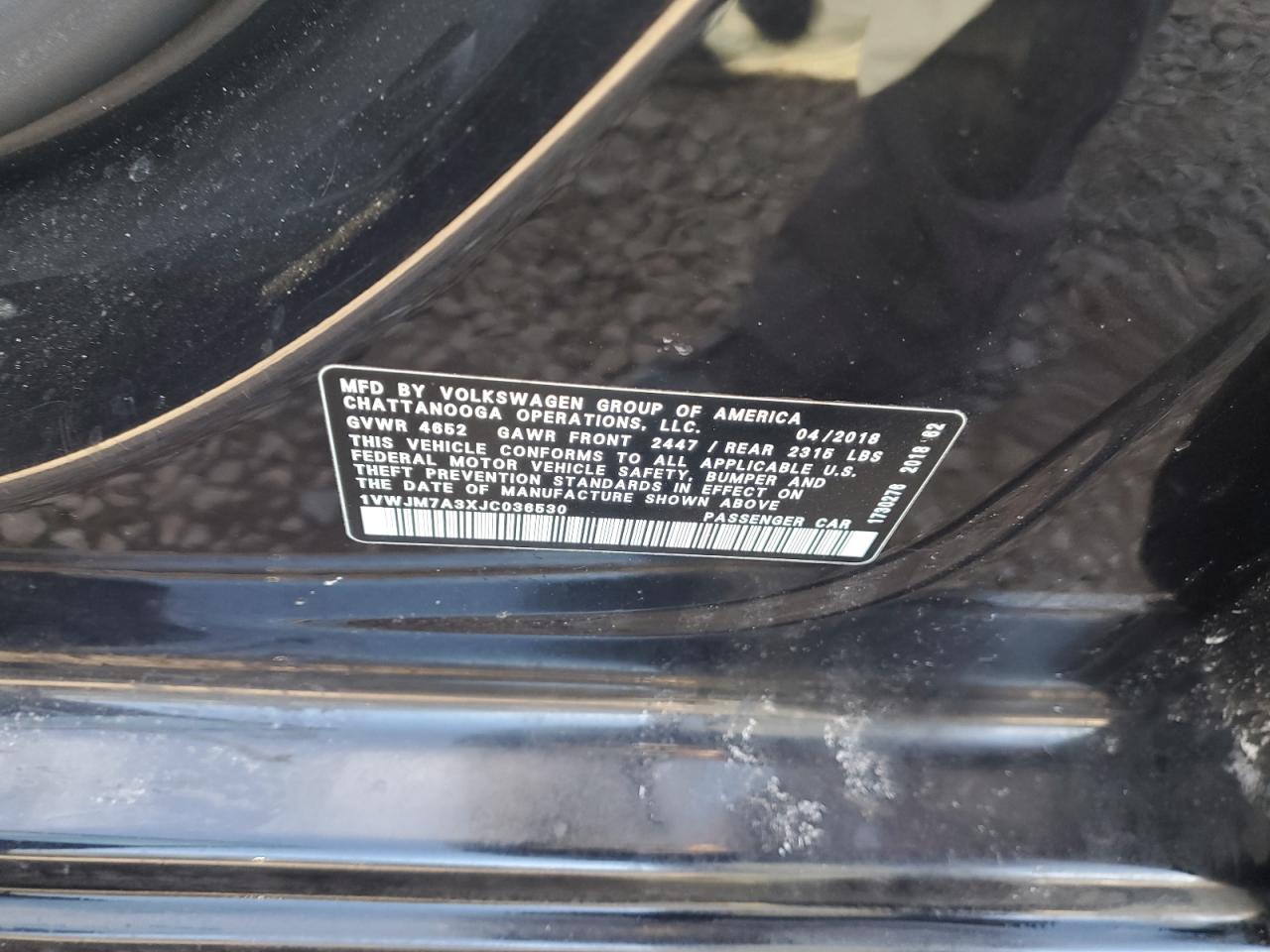 2018 Volkswagen Passat - Image 12
