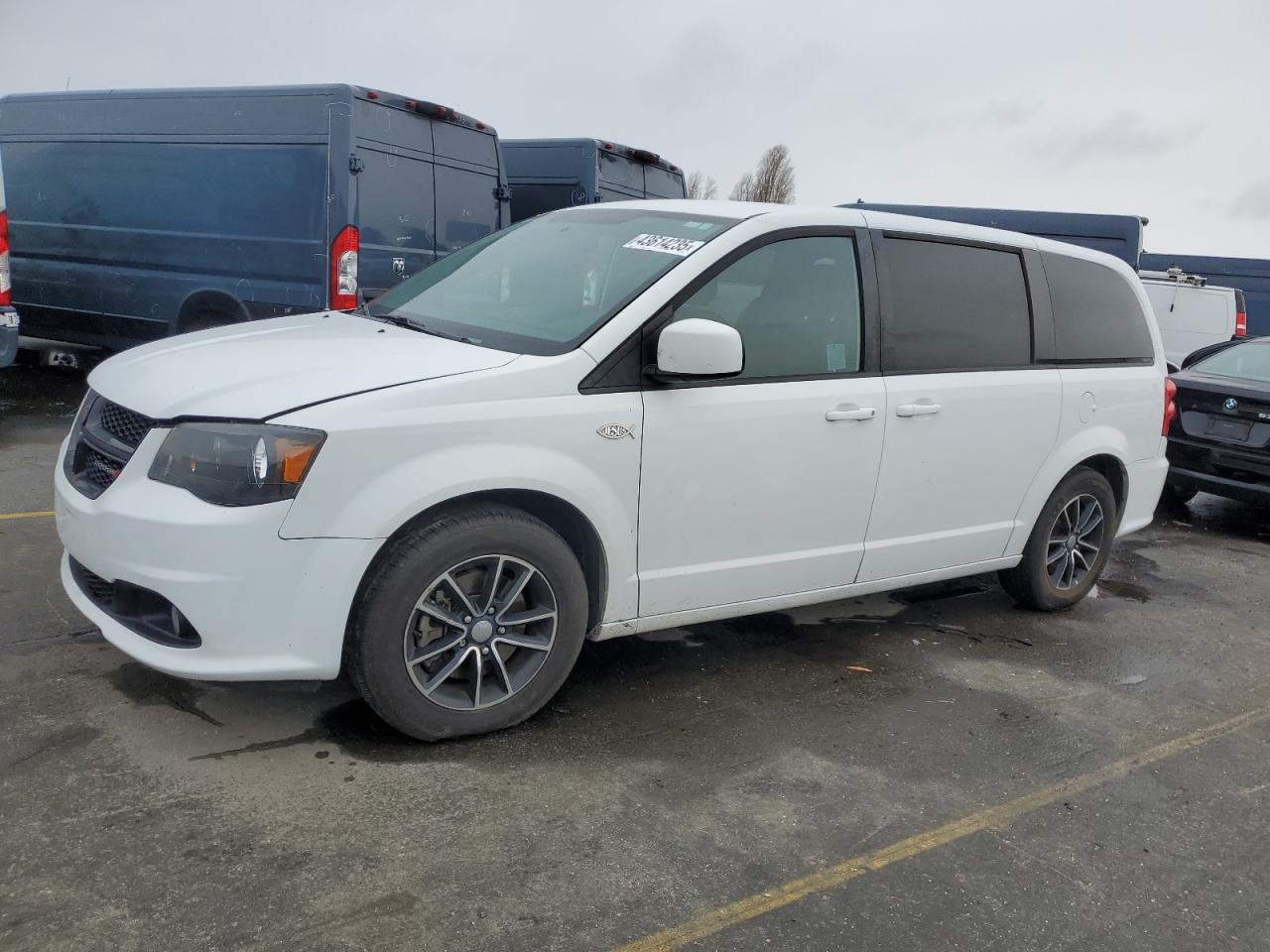 2018 Dodge Caravan - Image 1