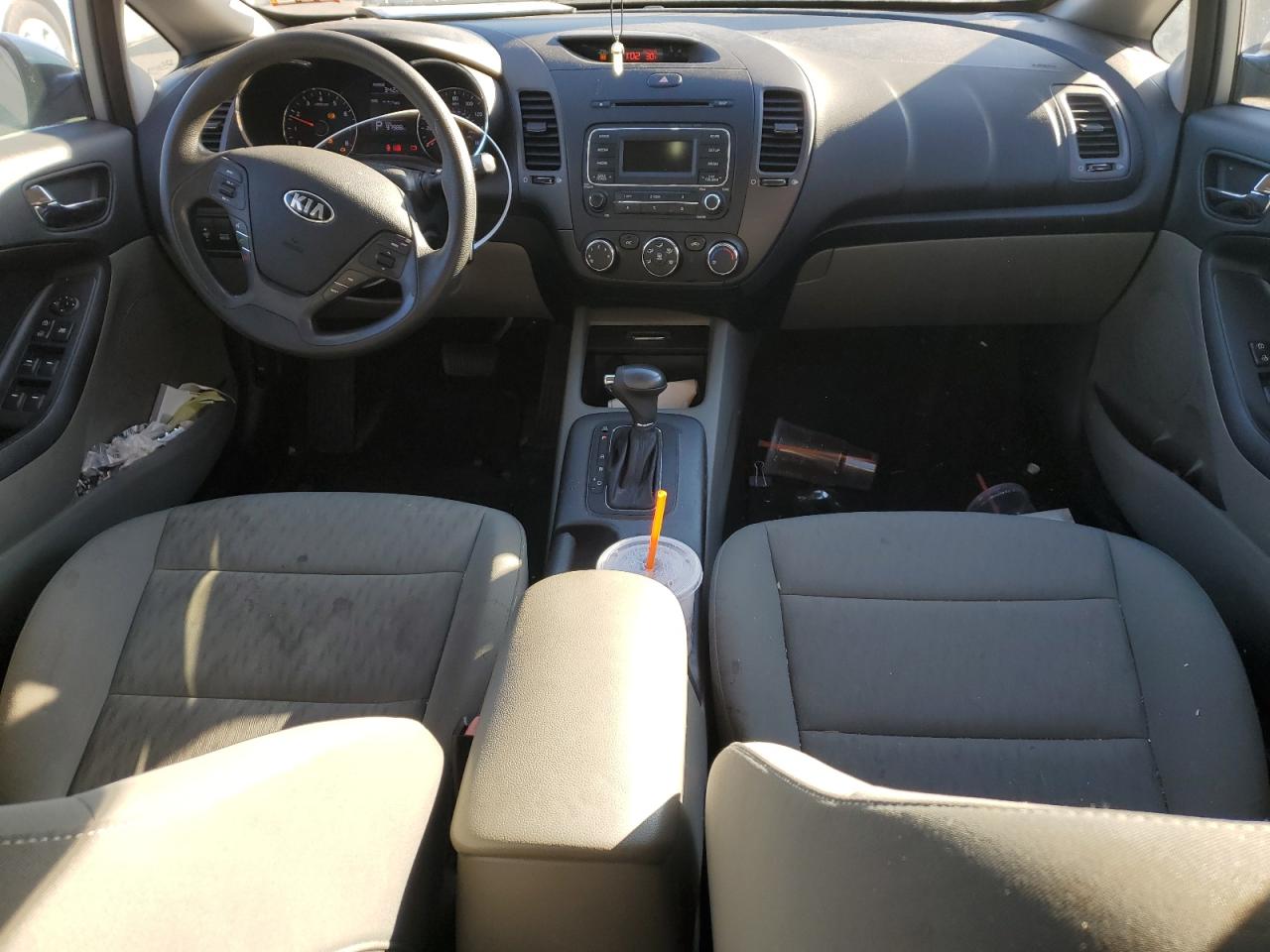 2016 Kia Forte - Image 8