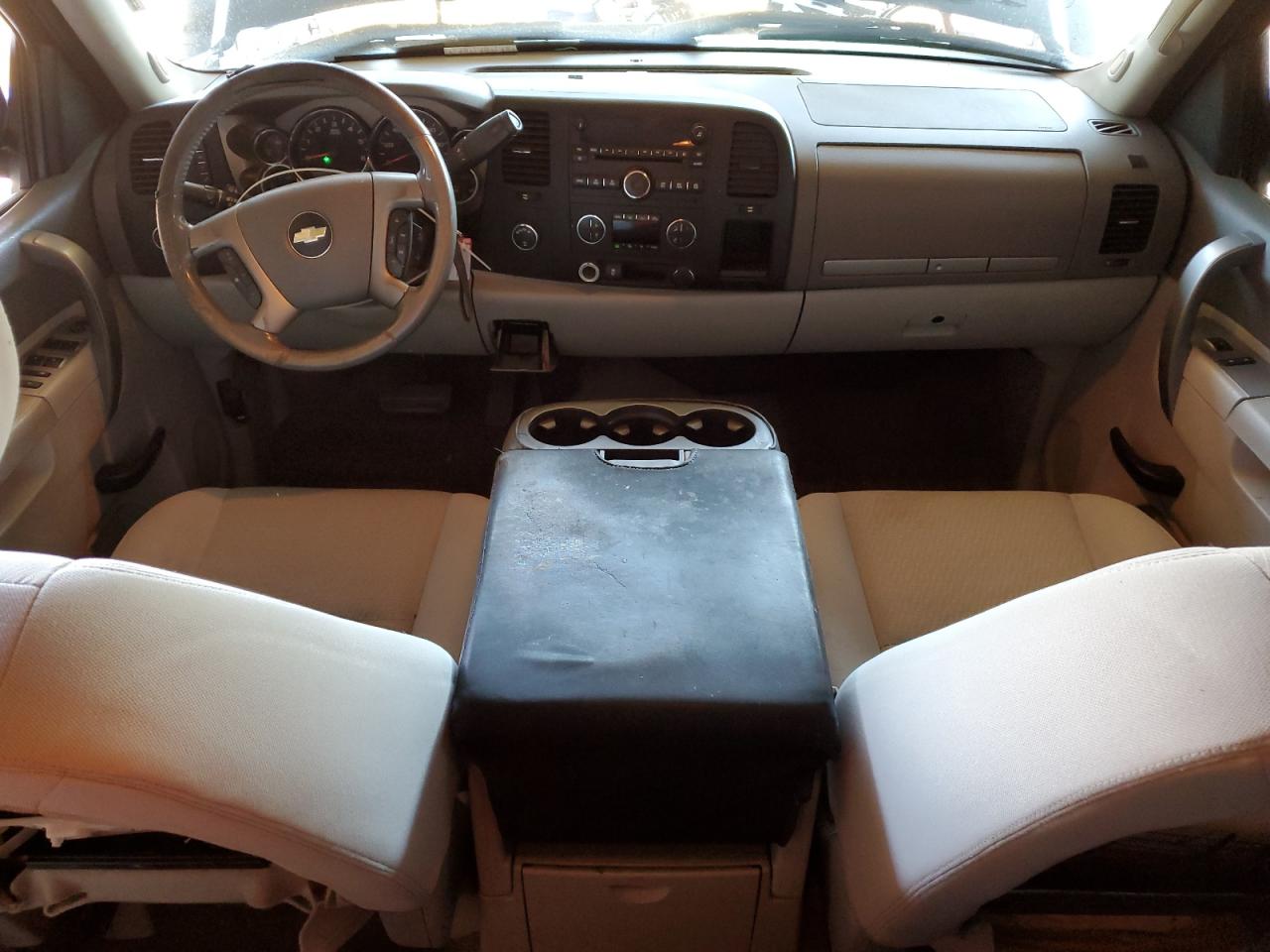 2012 Chevrolet Silverado - Image 8