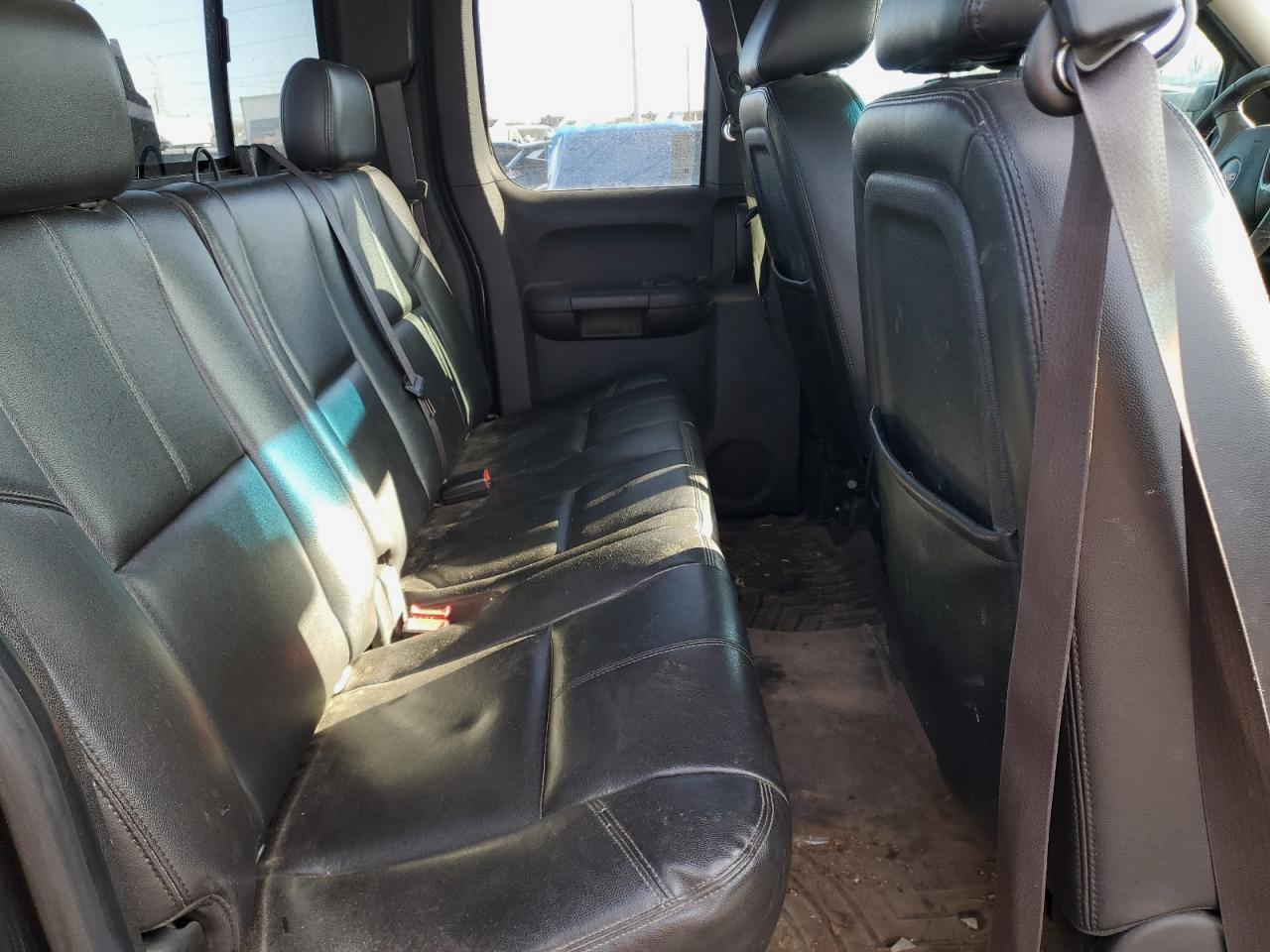 2013 GMC Sierra - Image 10
